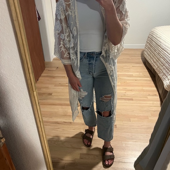 White Lace Duster - Picture 2 of 3